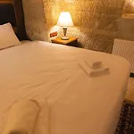 Memory Cave House Отель Гореме