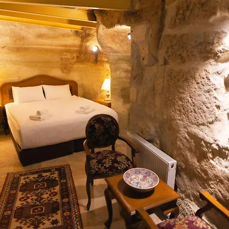 Memory Cave House Hotel